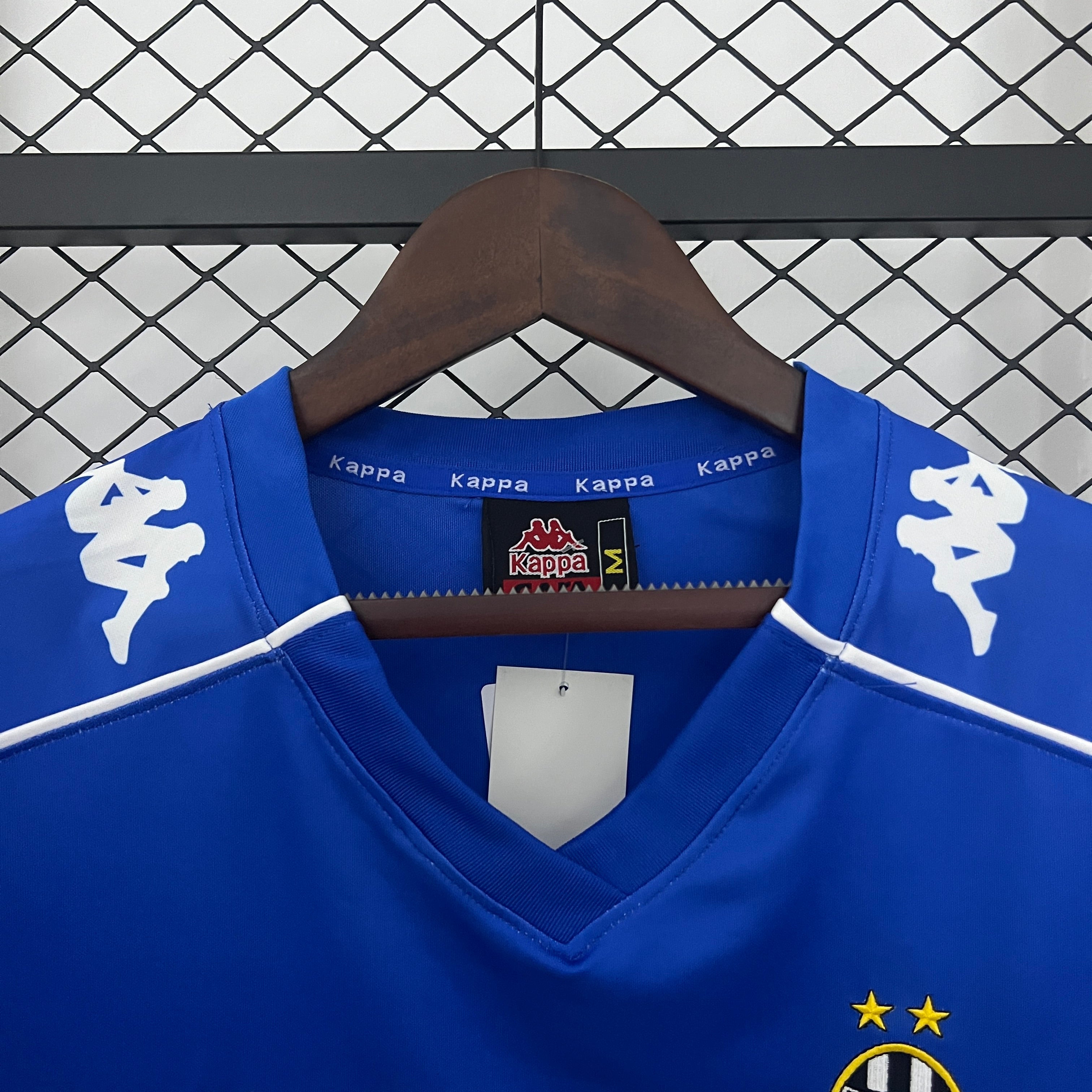 Juventus Retro Shirt 1999