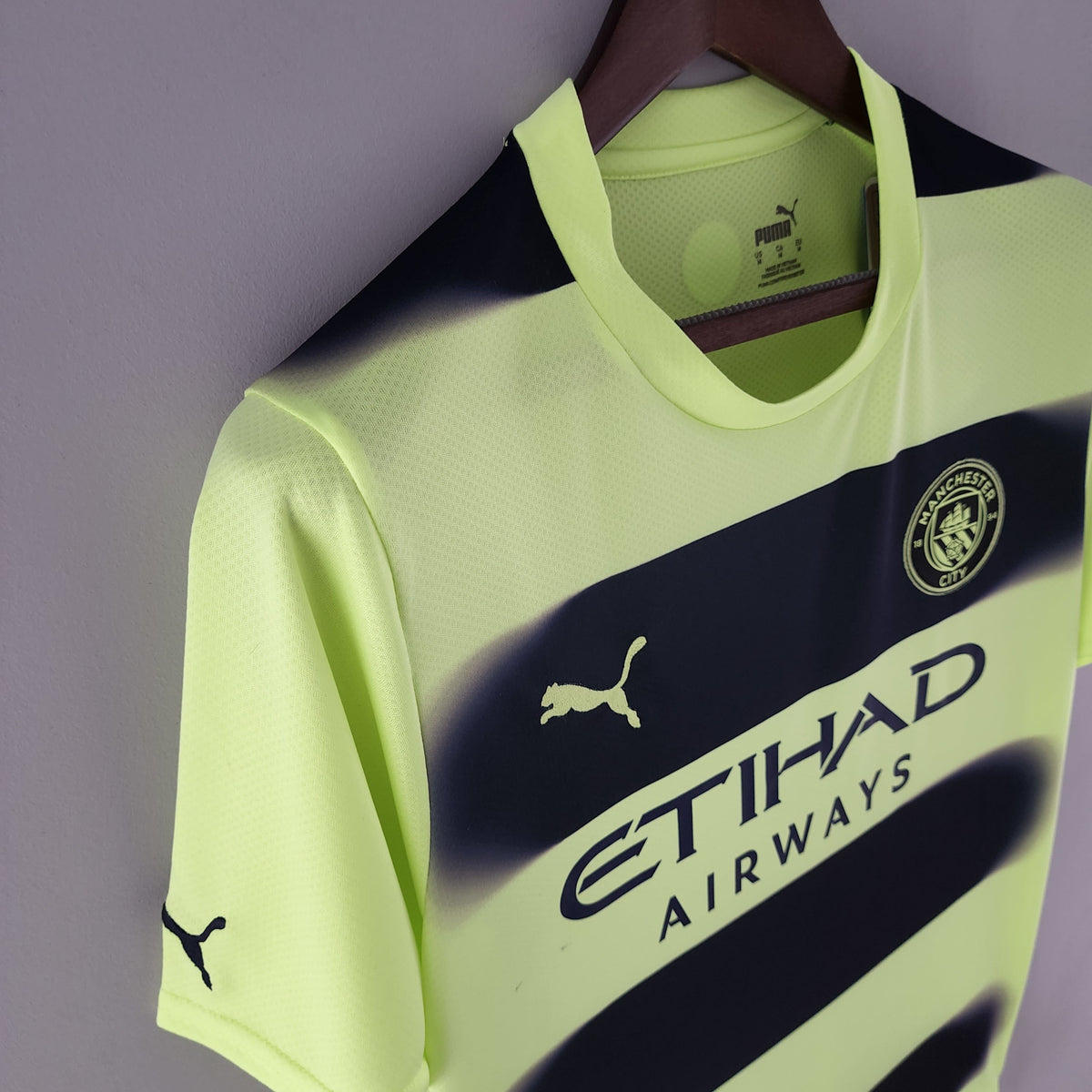 Manchester City Retro Shirt 2022