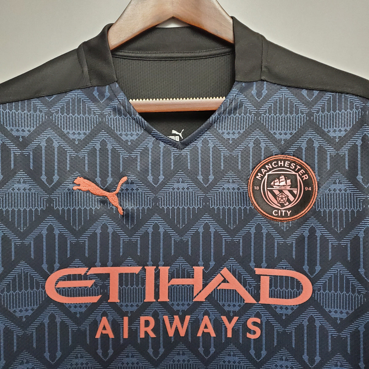 Manchester City Retro Shirt 2020