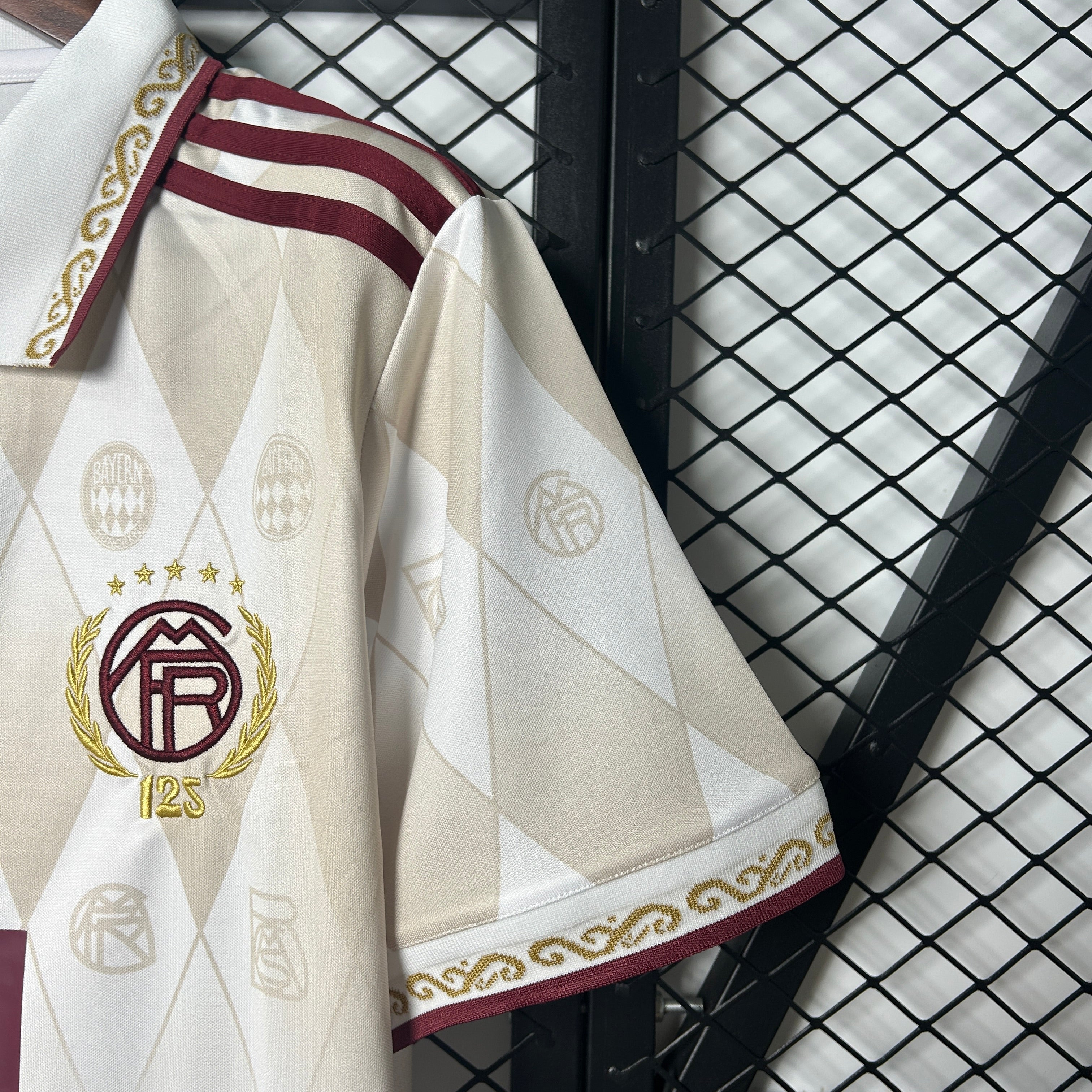 Bayern München Trikot 2025/26 - Sonderedition