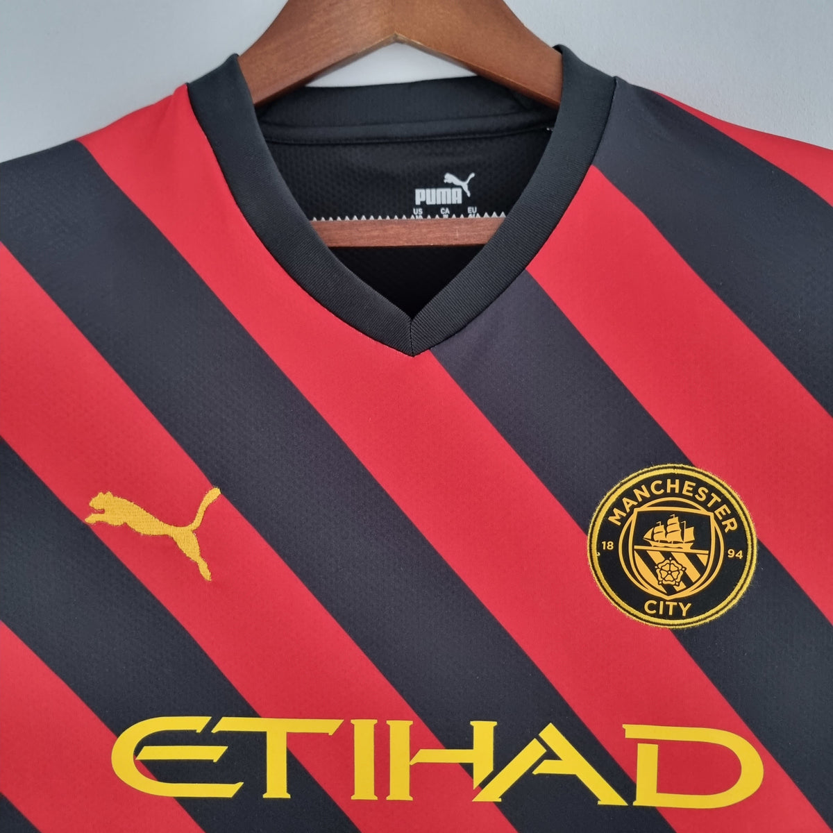 Manchester City Retro Shirt 2022