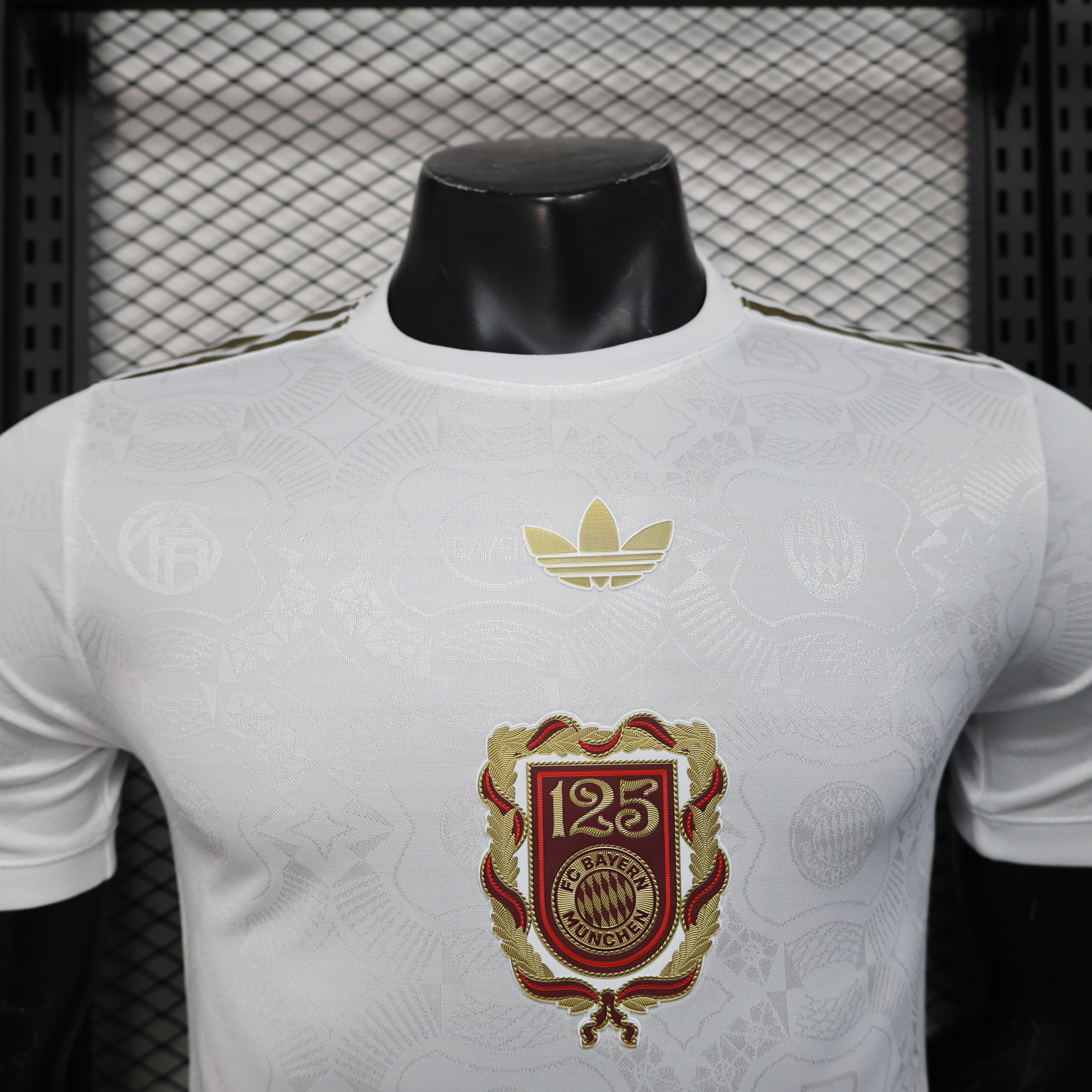 Camisa "125º Aniversário" do Bayern de Munique 2025/26 - Versão Jogador