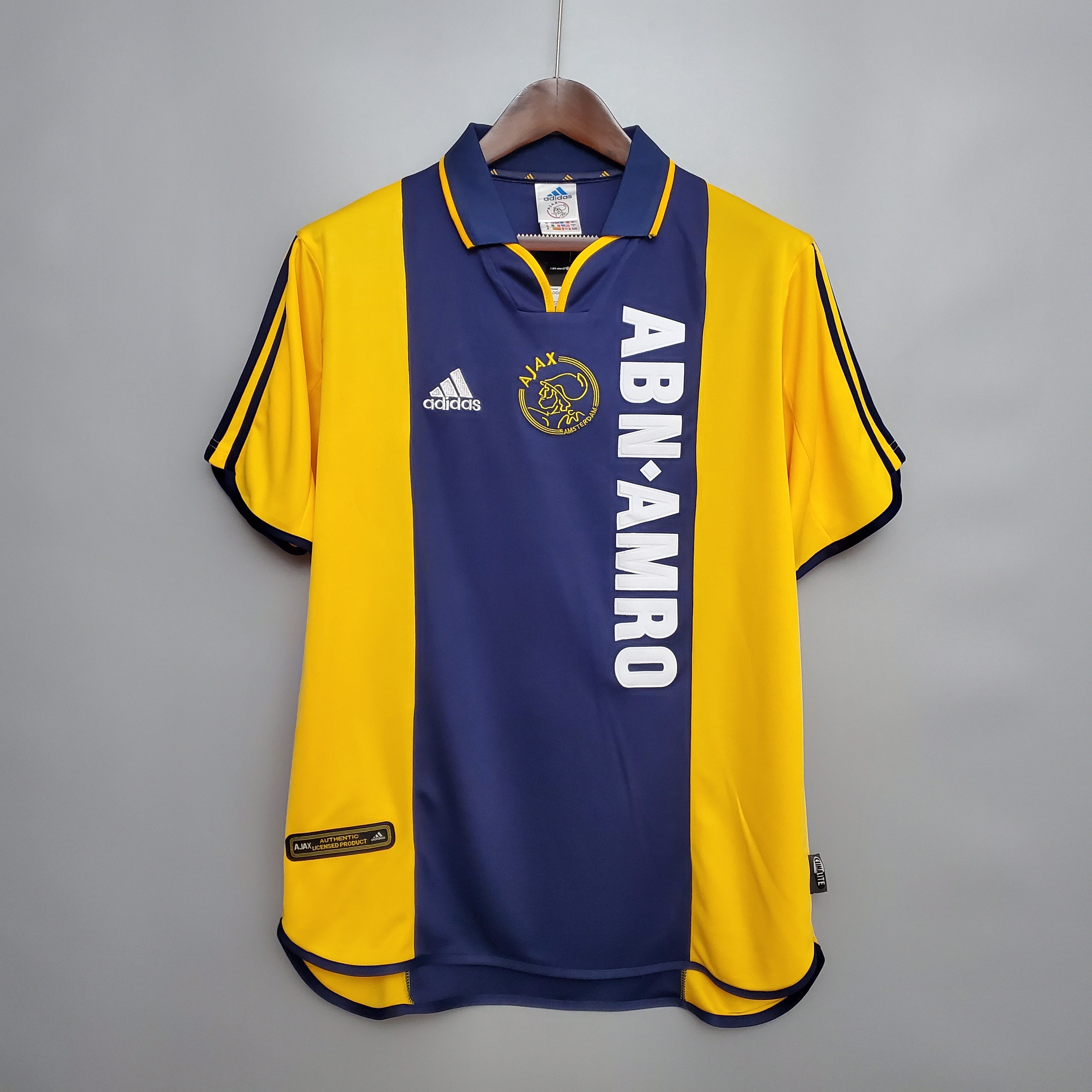 Ajax Retro Shirt 2000