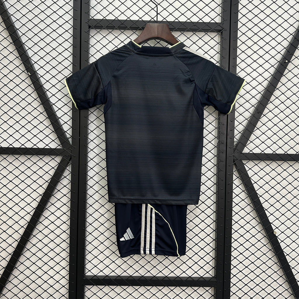 Uniforme Real Madrid Fora 2025/26 - Infantil