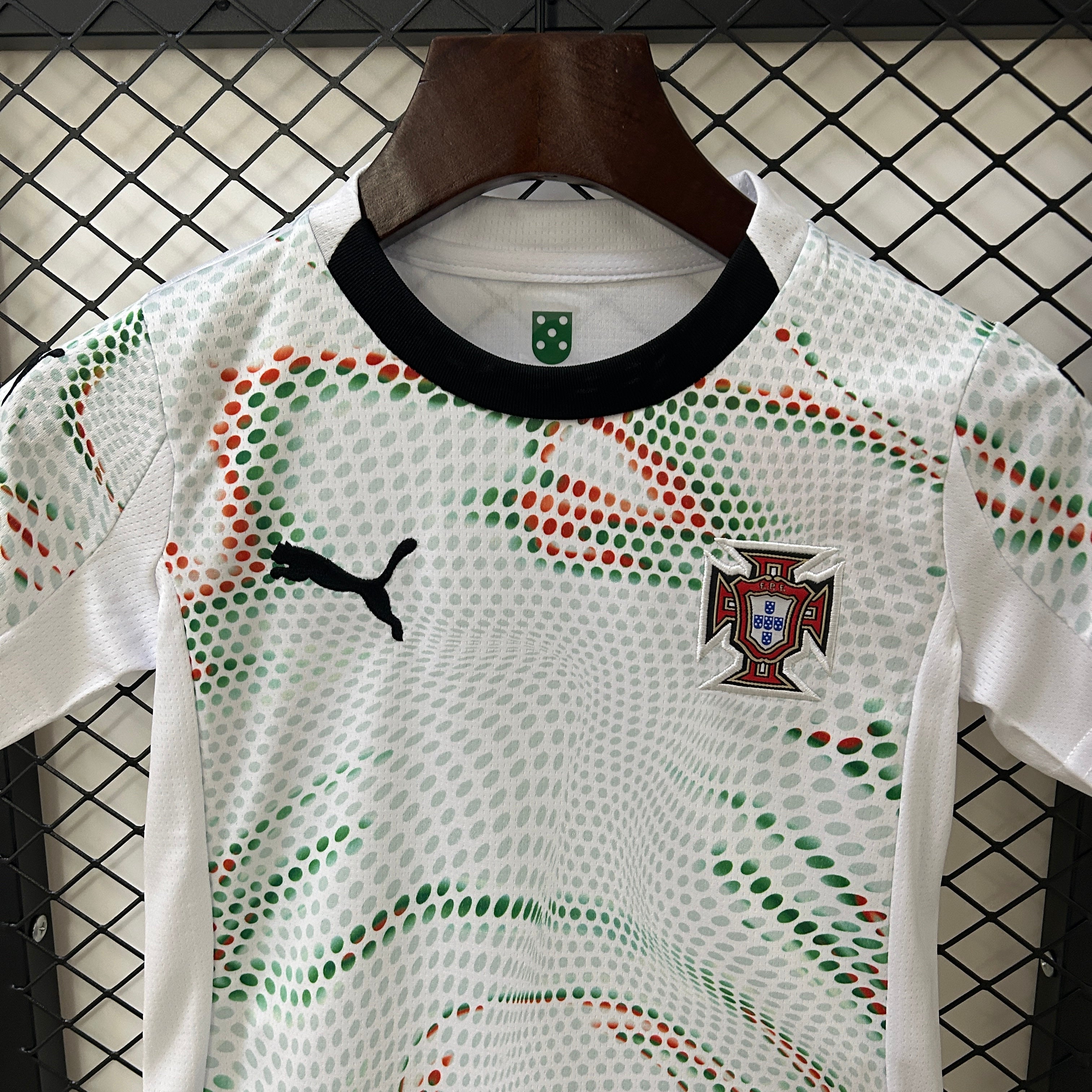 Kit Portugal Fora 2025/26 - Infantil
