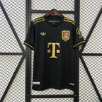 Bayern München Trikot 2025/26 - 125-jähriges Jubiläum