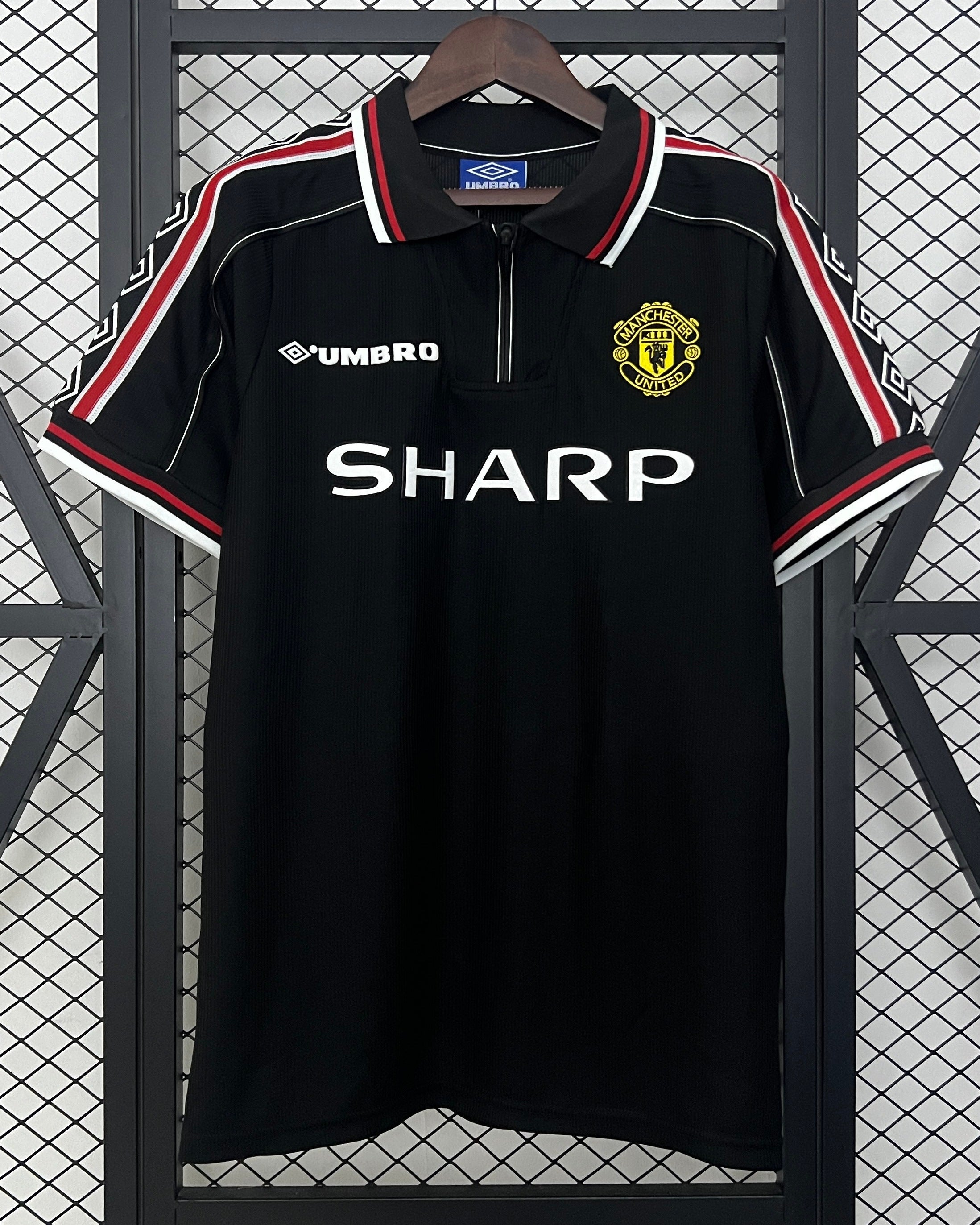 Manchester United Retro Shirt 1998