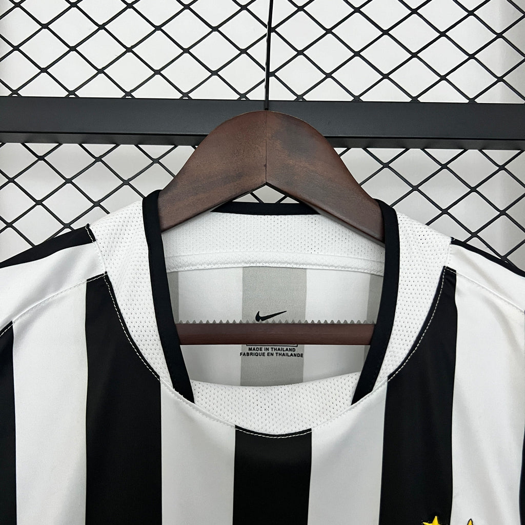 Camisa Retrô Juventus 2003