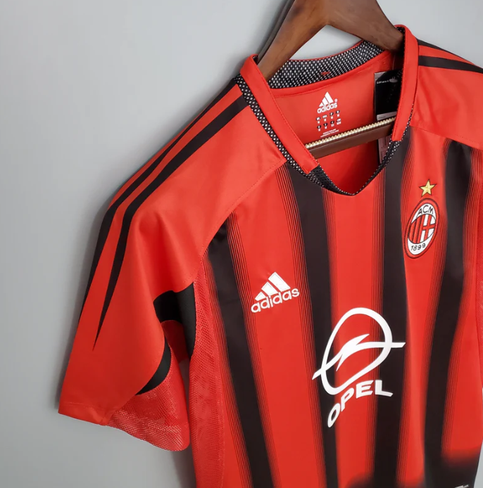 Camisa Retrô AC Milan 2004
