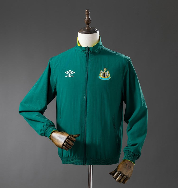 Newcastle United Reversible waterproof Jacket 2025/26