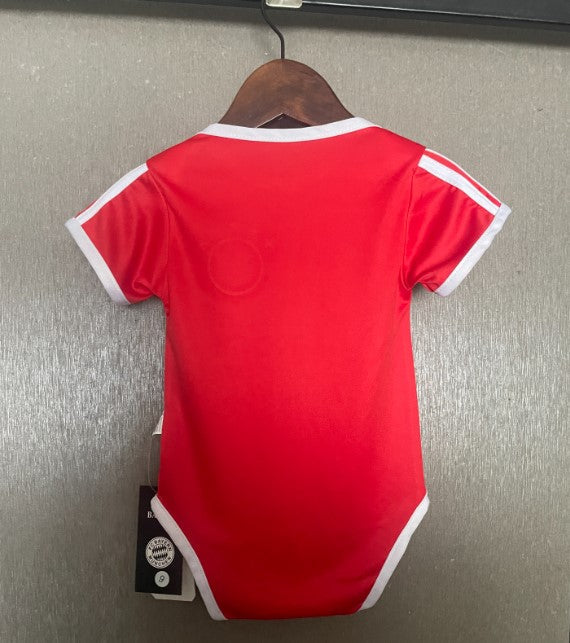 FC Bayern München Home-Body für Babys 2025/26