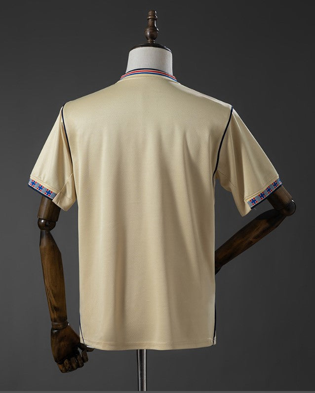 Camisa pré-jogo do Liverpool 2026/27