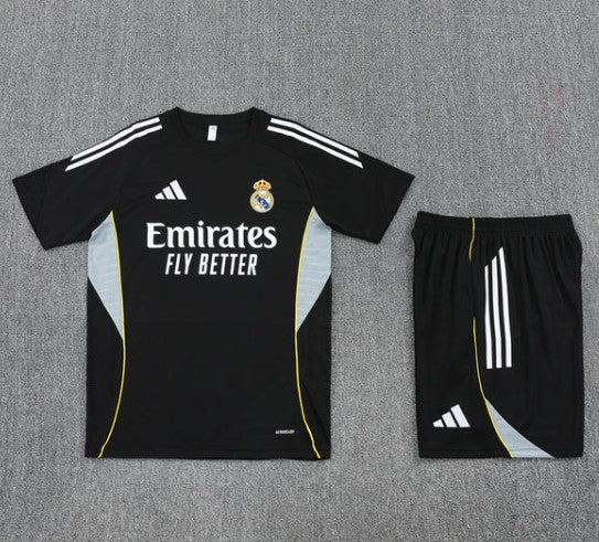 Conjunto de Treino Real Madrid 2025/26
