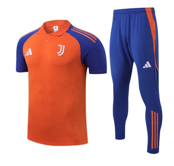 Juventus Training Set 2025/26– Shirt & Trousers