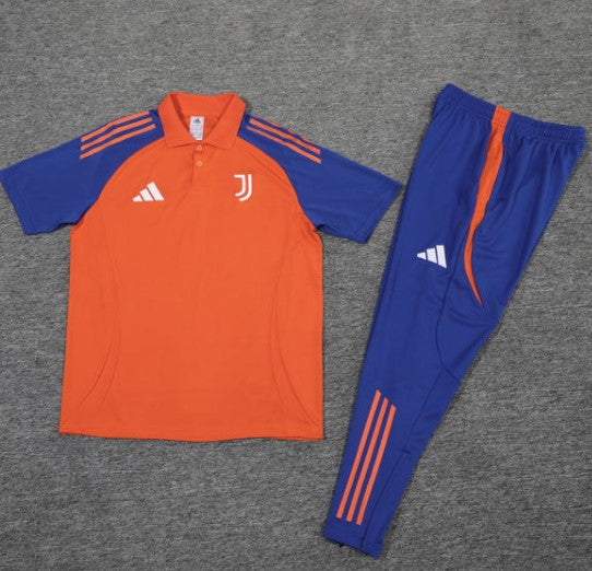 Juventus Training Set 2025/26– Shirt & Trousers