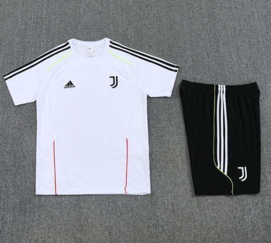 Juventus Training Set 2025/26