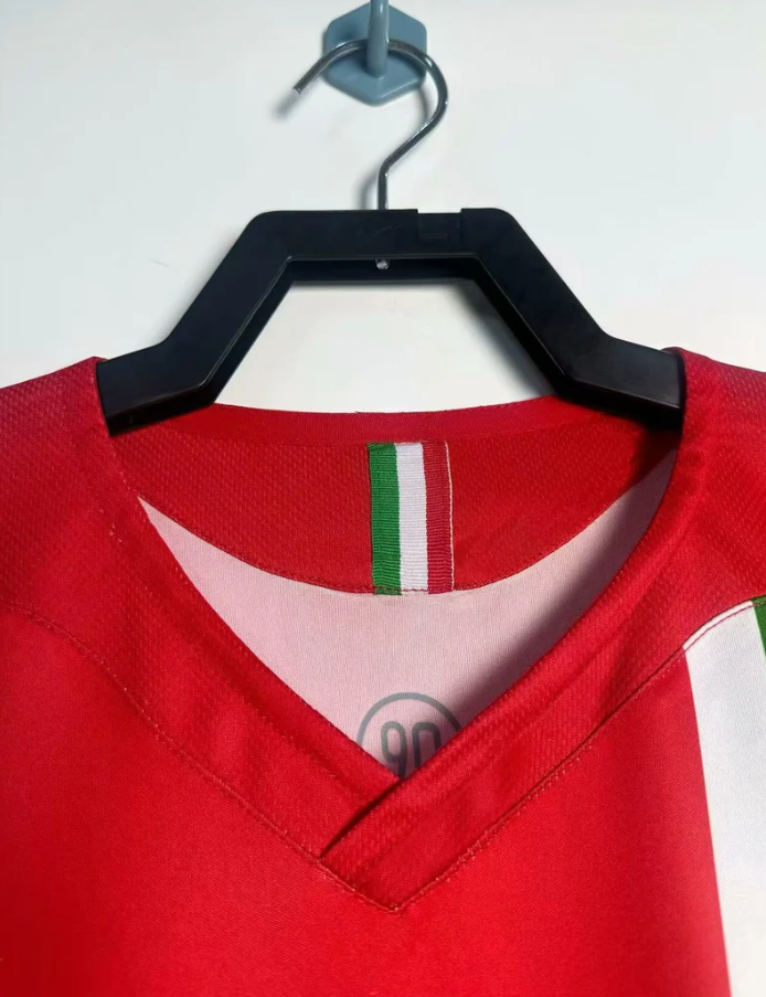 Camisa Retrô Juventus 2005