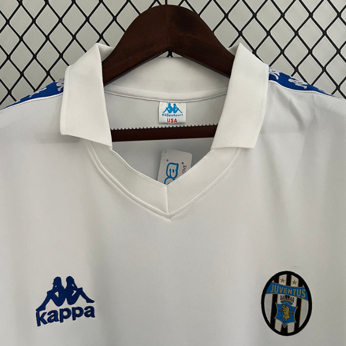 Camisa Retrô Juventus 1990