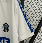 Camisa Retrô Juventus 1990