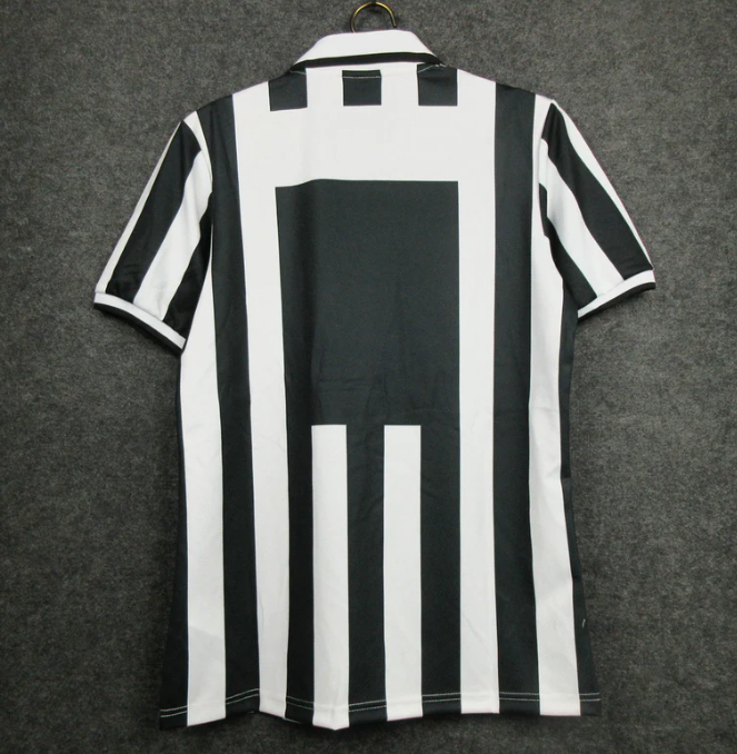 Camisa Retrô Juventus 1995