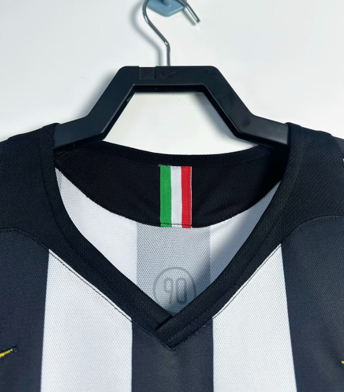 Camisa Retrô Juventus 2005