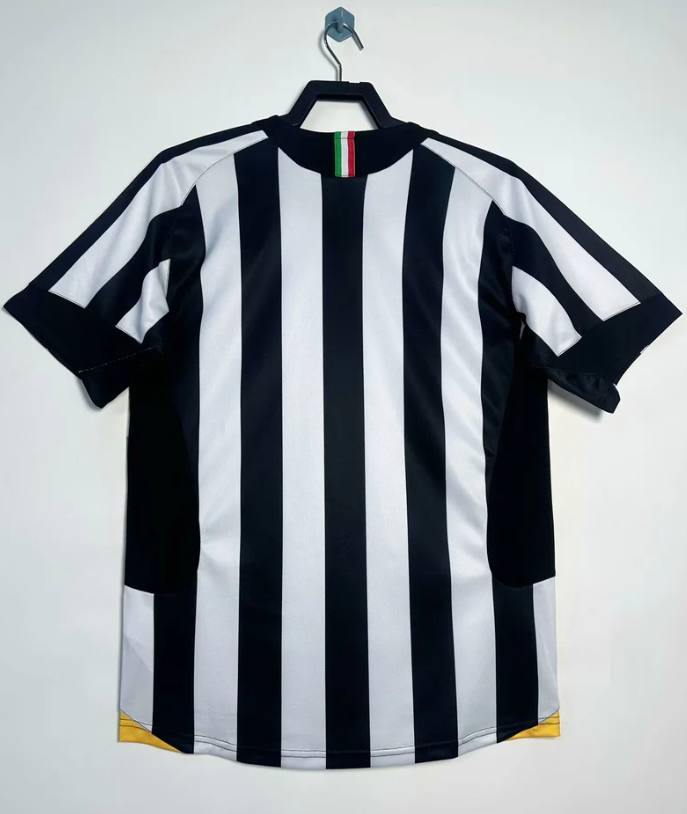 Camisa Retrô Juventus 2005