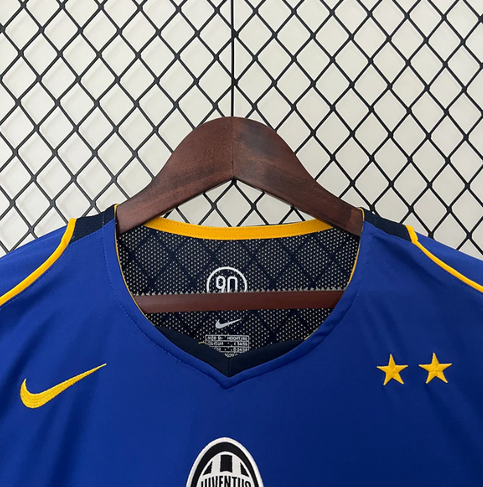 Camisa Retrô Juventus 2004