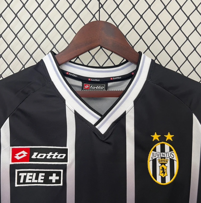 Camisa retrô da Juventus 2000