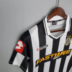 Camisa Retrô Juventus 2001