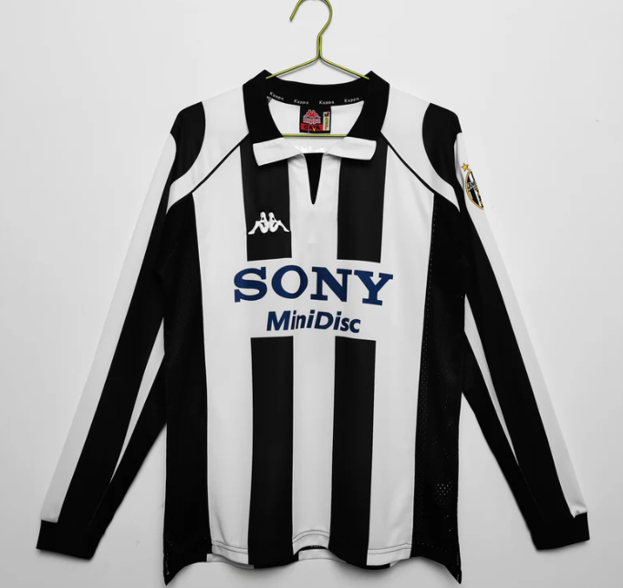 Juventus Retro Shirt 1997 - Long Sleeve