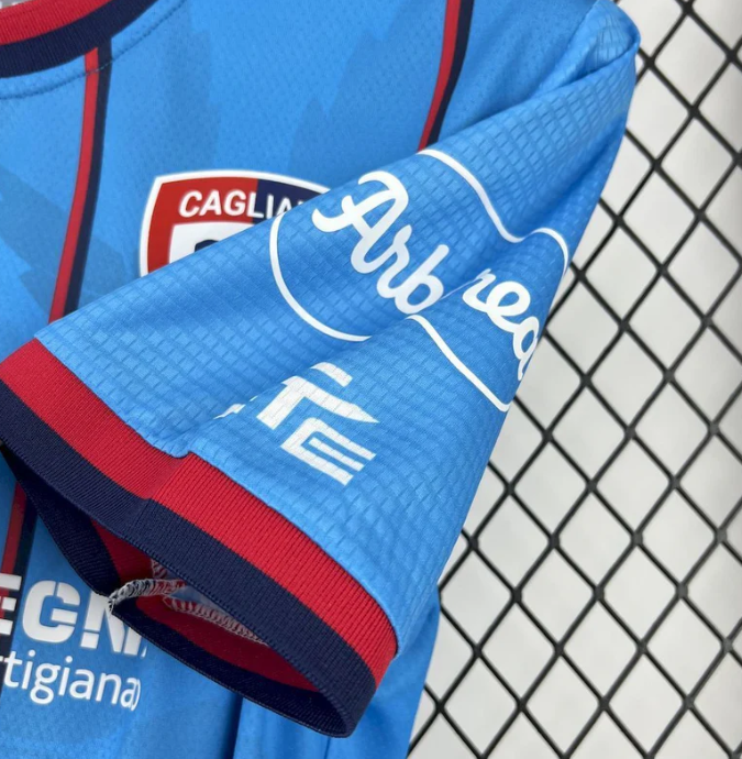 Camisa Terceiro Uniforme do Cagliari 2025/26