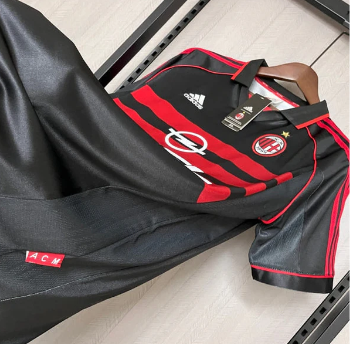 Camisa Retrô do AC Milan 1998
