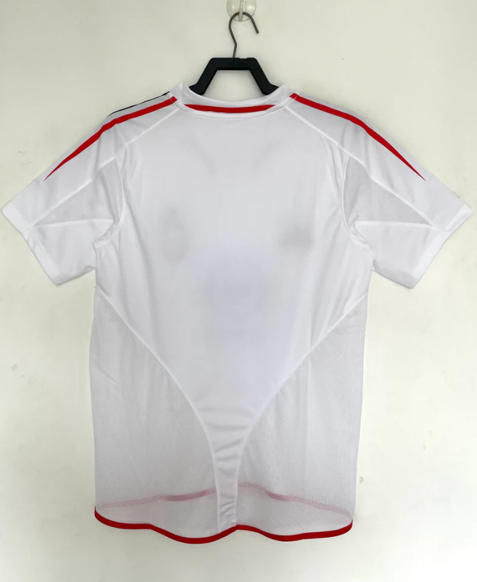 Camisa Retrô AC Milan 2004