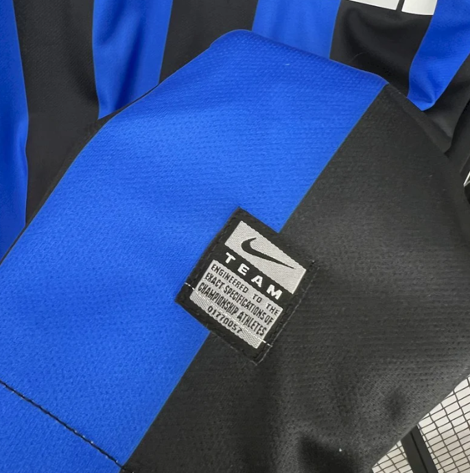 Inter Langarm-Retrotrikot 2009/10 – Mit Abzeichen