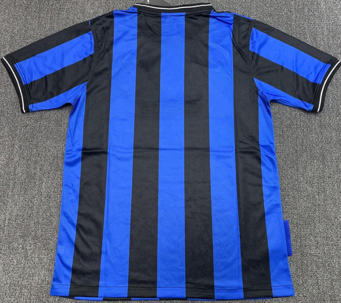 Camisa Retrô Inter de Milão 2009 - Com Patch