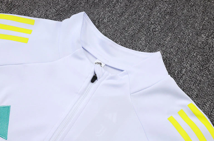 Juventus Tracksuit 2025/26