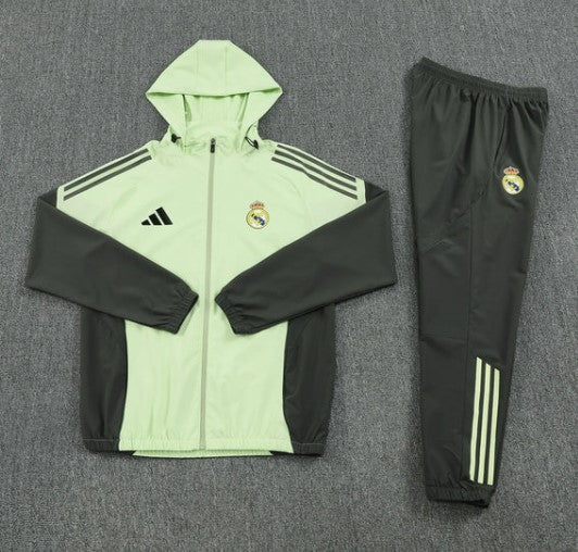 Agasalho Impermeável Real Madrid 2025/26