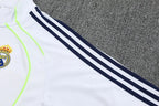 Real Madrid Kinder-Trainingsanzug 2025/26