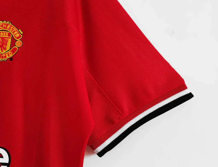 Manchester United Retro Trikot 2000