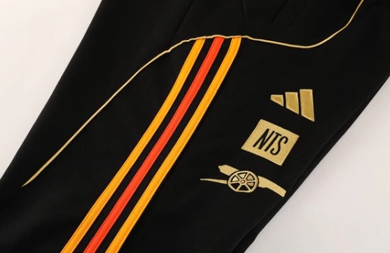 Arsenal Trainingsanzug 2025/26