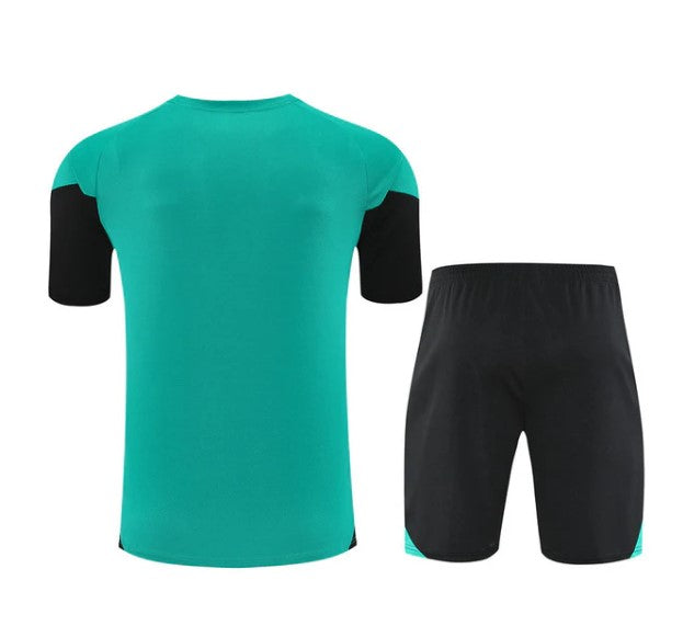 Liverpool Training Set 2025/26