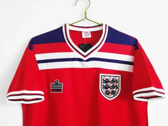 England Retro Shirt 1982