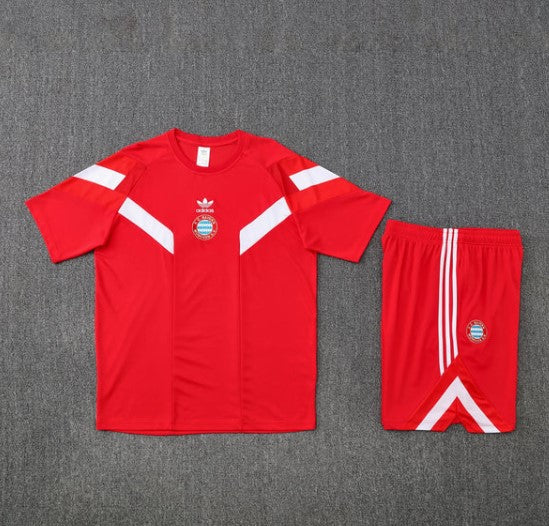 Bayern Munich Training Set 2025/26