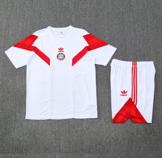 Bayern Munich Training Set 2025/26