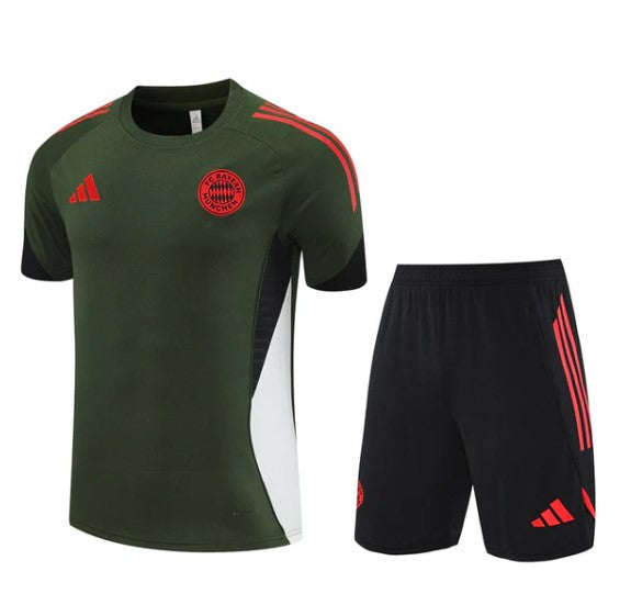 Bayern Munich Training Set 2025/26 - Kids