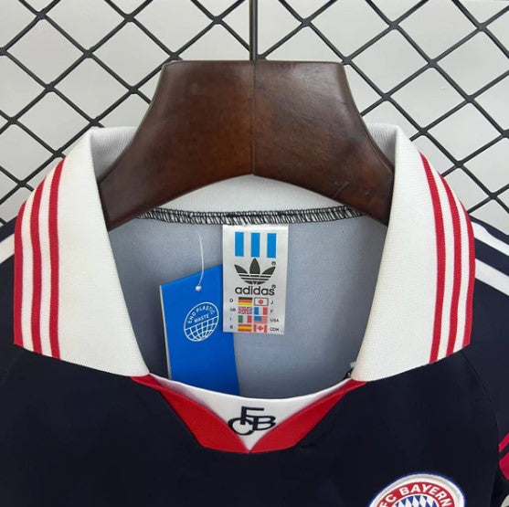 Bayern Munich Retro 1997 Kit - Kids