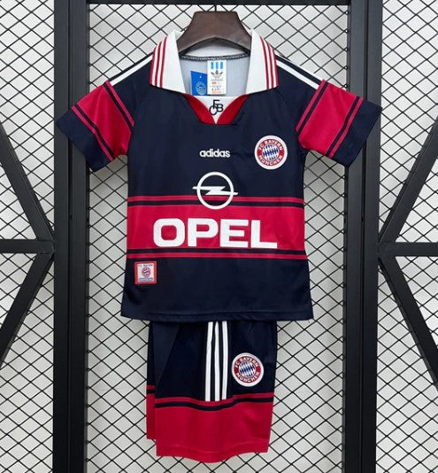 Bayern Munich Retro 1997 Kit - Kids