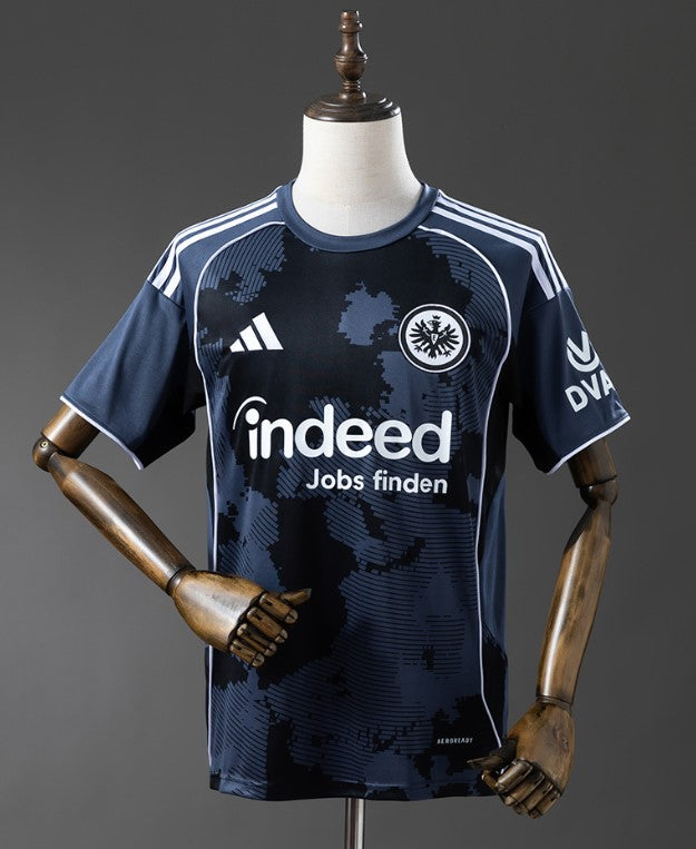 Eintracht Frankfurt Auswärtstrikot 2025/26