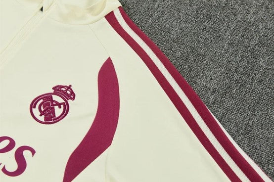 Real Madrid Tracksuit 2026/27