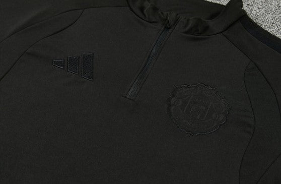 Manchester United Tracksuit 2026/27